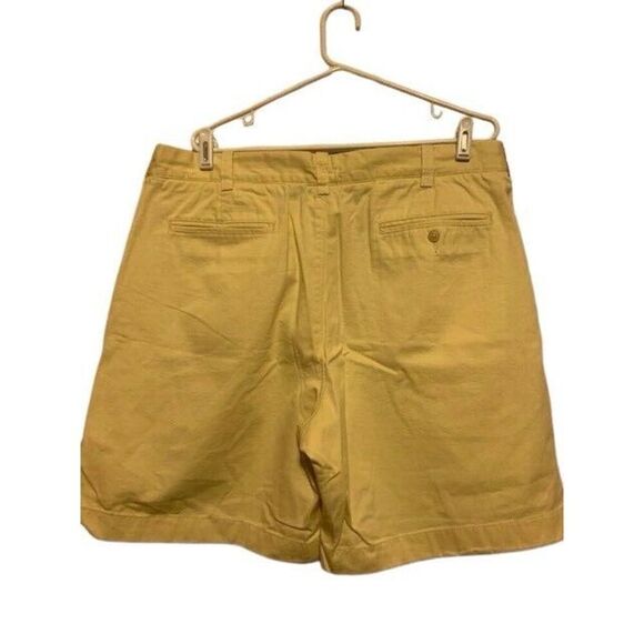 J. CREW SIZE 38 YELLOW SHORTS - Picture 1 of 4